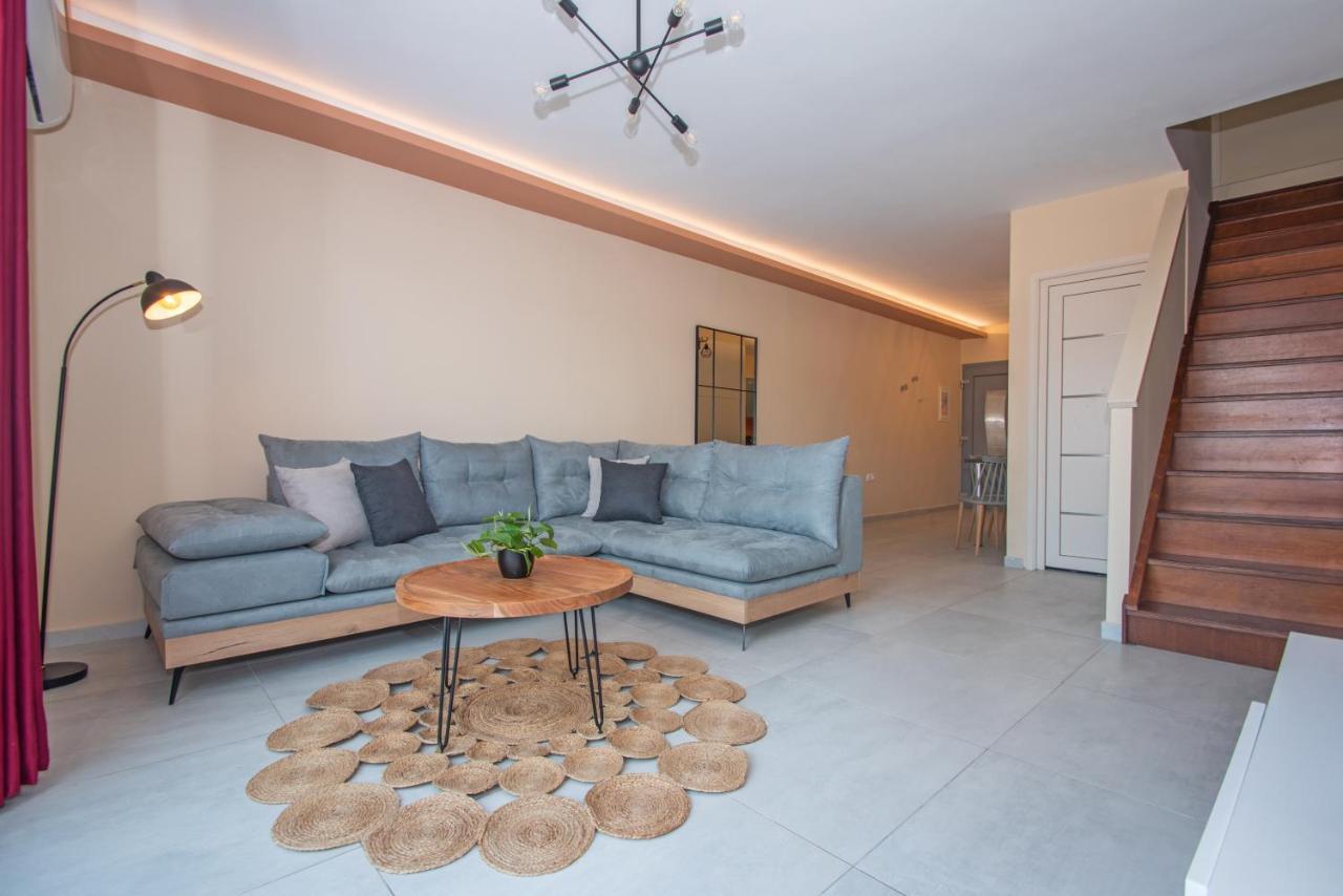 Gold Olive Suites อลิกานาส ภายนอก รูปภาพ